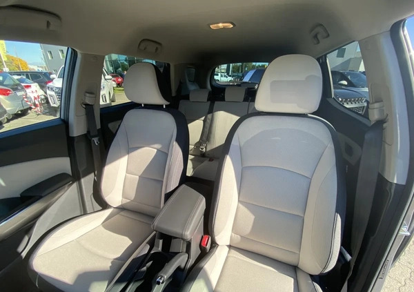 SsangYong Tivoli cena 115600 przebieg: 10, rok produkcji 2023 z Józefów małe 92